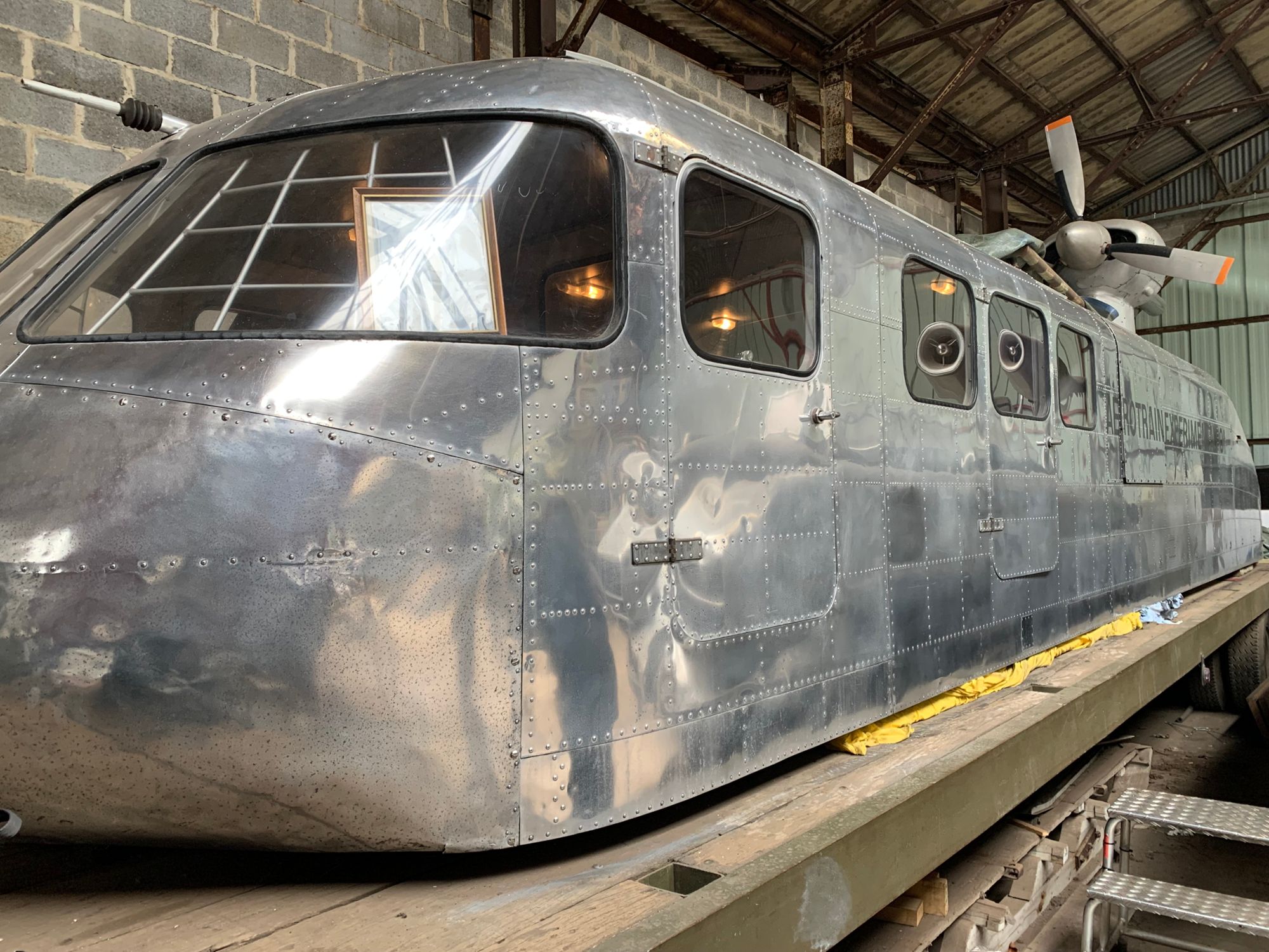 Aérotrain 01